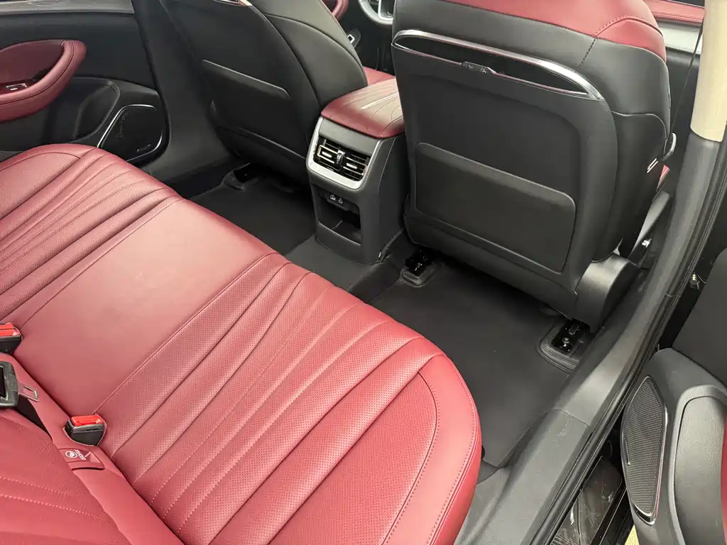 Hongqi Hongqi H5 — миниатюра 11