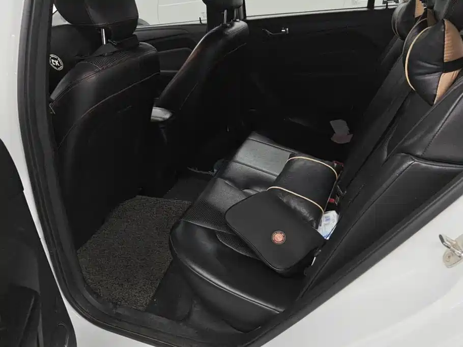 Chery Arrizo 5 — миниатюра 11