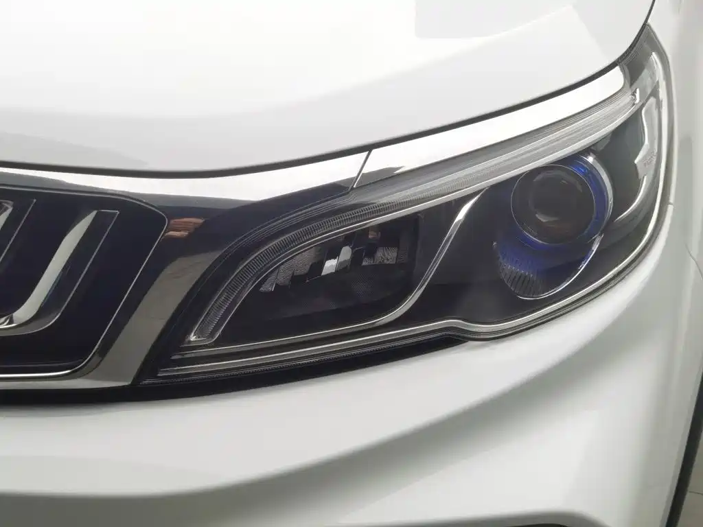 Geely Vision X3 — миниатюра 7