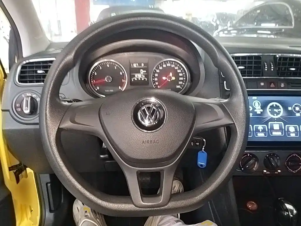Volkswagen Polo — миниатюра 11