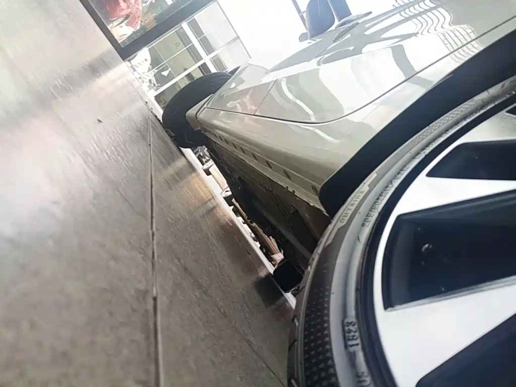 Nissan Bluebird — миниатюра 22