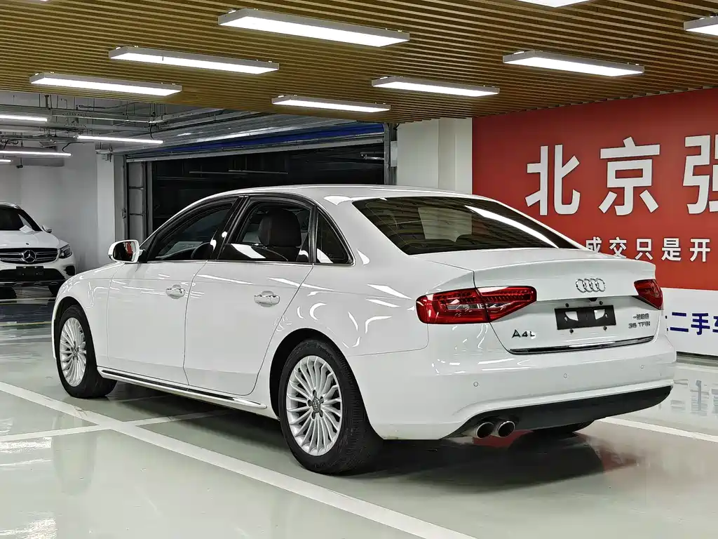 Audi A4L — миниатюра 4