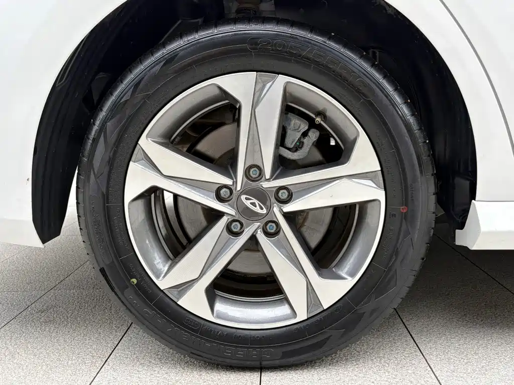 Chery Arrizo 5 PLUS — миниатюра 13