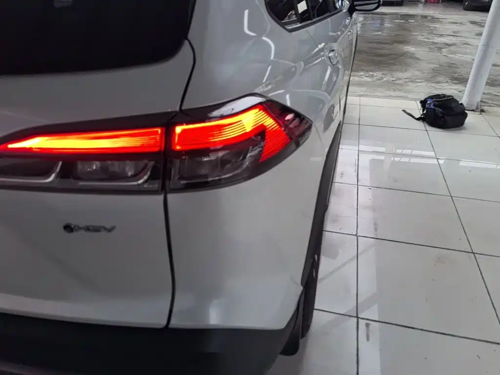 Toyota Frontlander — миниатюра 8