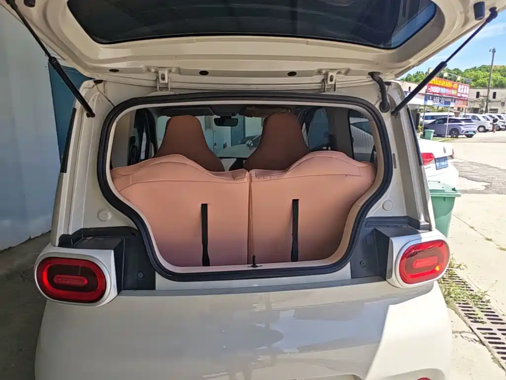 Wuling MINIEV — миниатюра 19