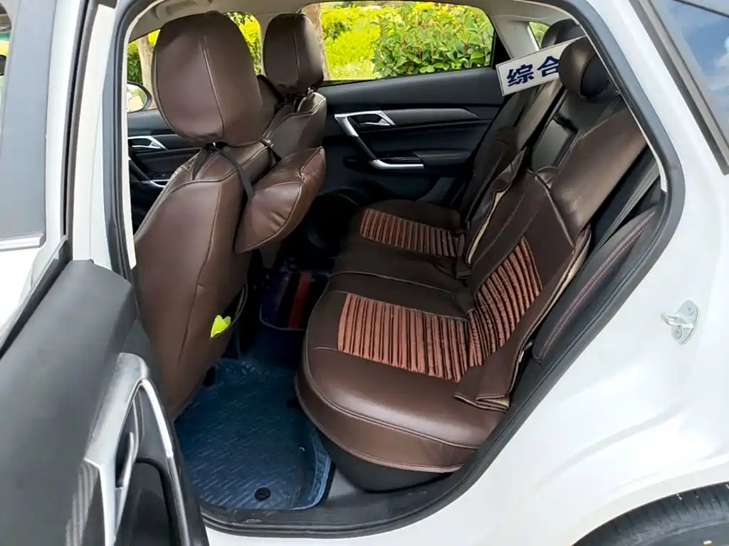 BAIC EU5 — миниатюра 17