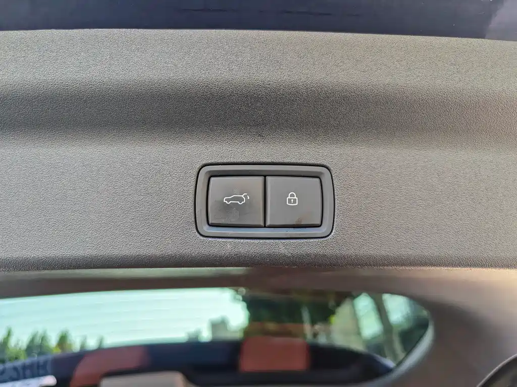 Li Auto Li L8 — миниатюра 38