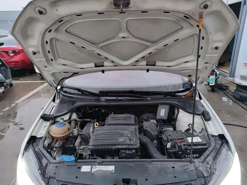 Volkswagen Santana — миниатюра 20