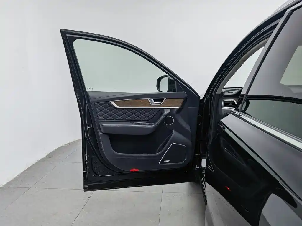 Hongqi Hongqi HS7 — миниатюра 8