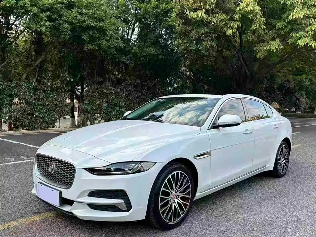 Jaguar XEL 2019