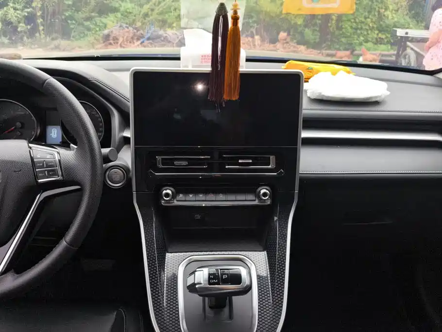 Haval M6 — миниатюра 13