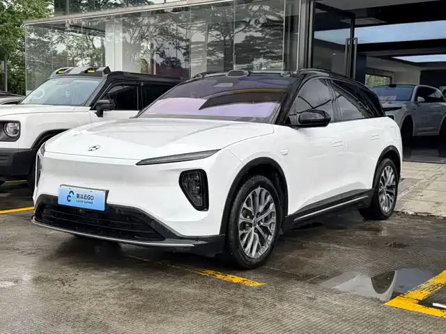 2024 Nio ES6