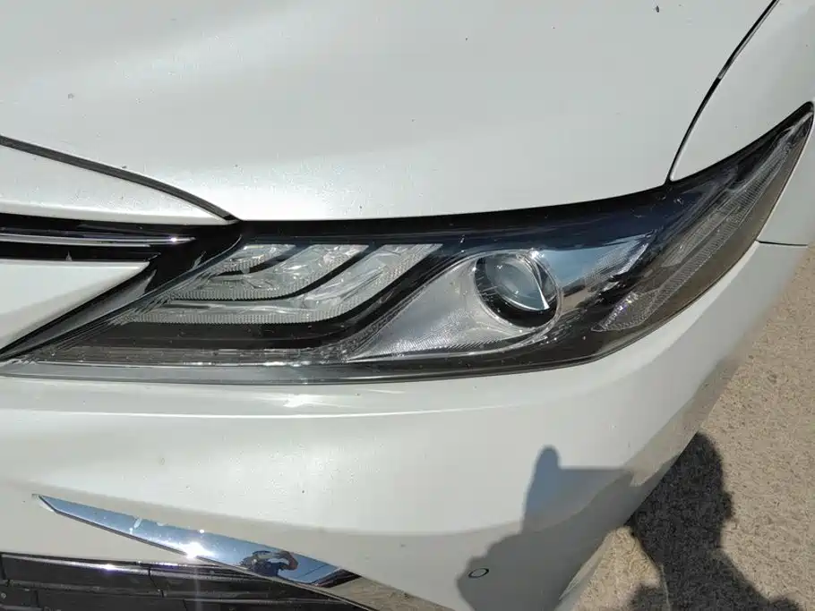 Toyota Camry — миниатюра 5