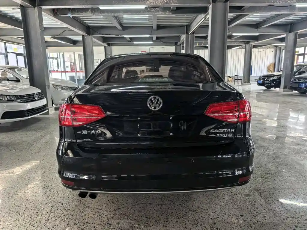 Volkswagen Sagitar — миниатюра 3