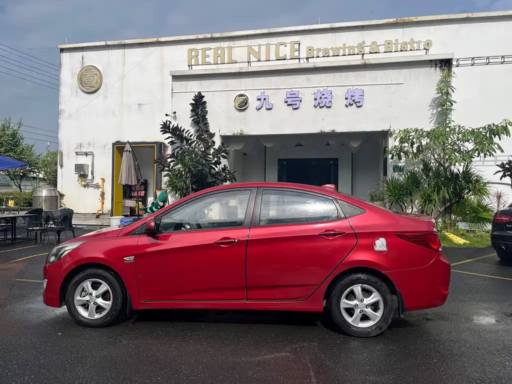 Hyundai Verna — миниатюра 8