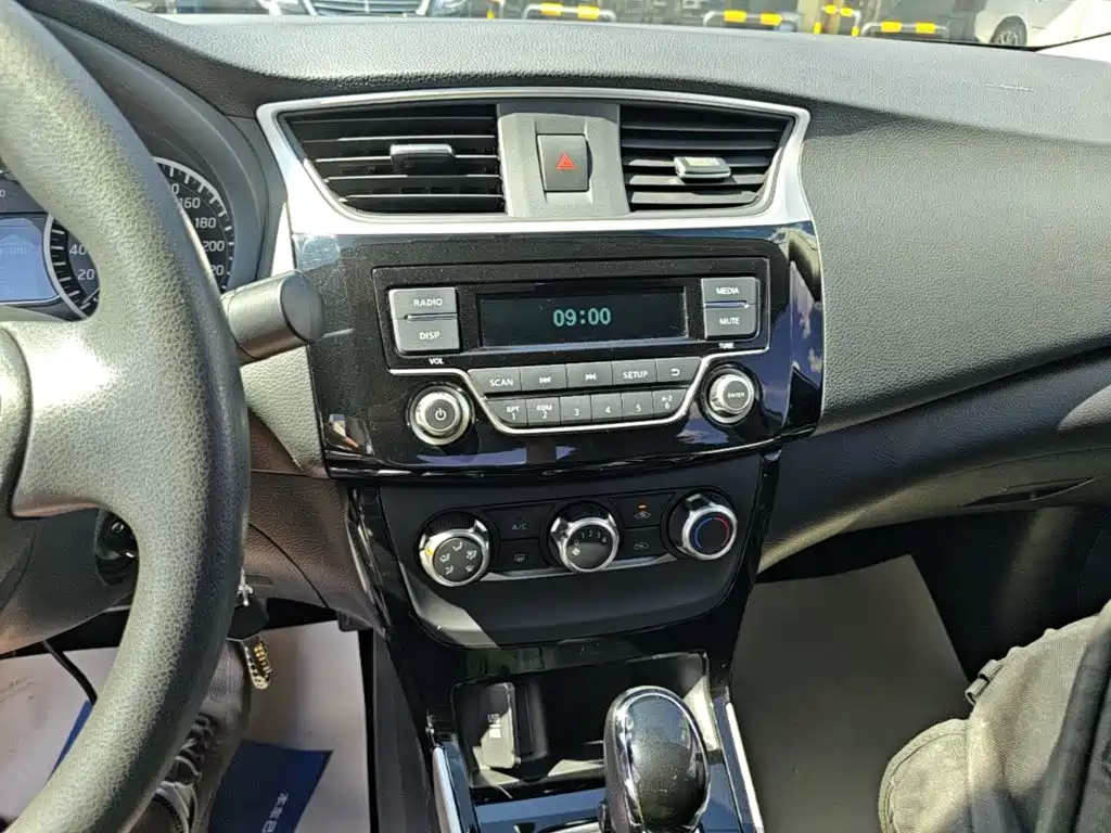 Nissan Sylphy — миниатюра 13