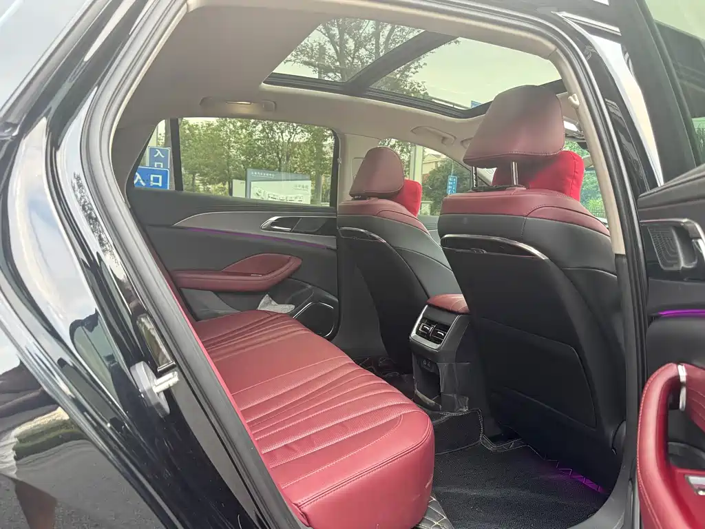 Hongqi Hongqi H5 — миниатюра 16