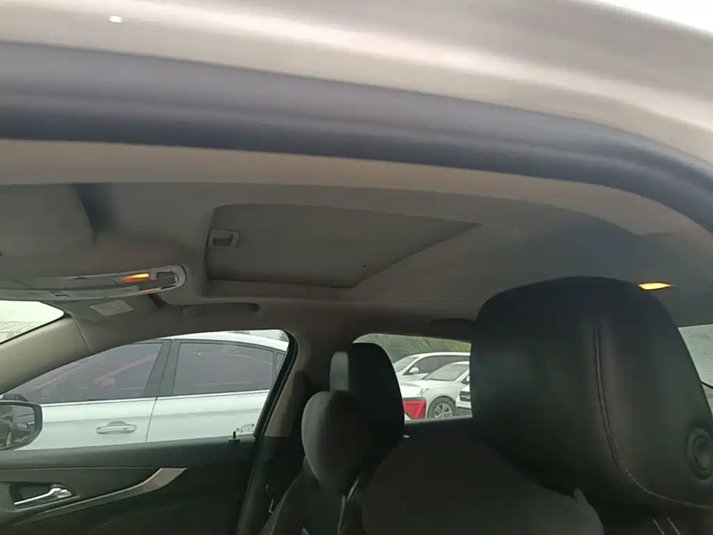 Chevrolet Malibu — миниатюра 18