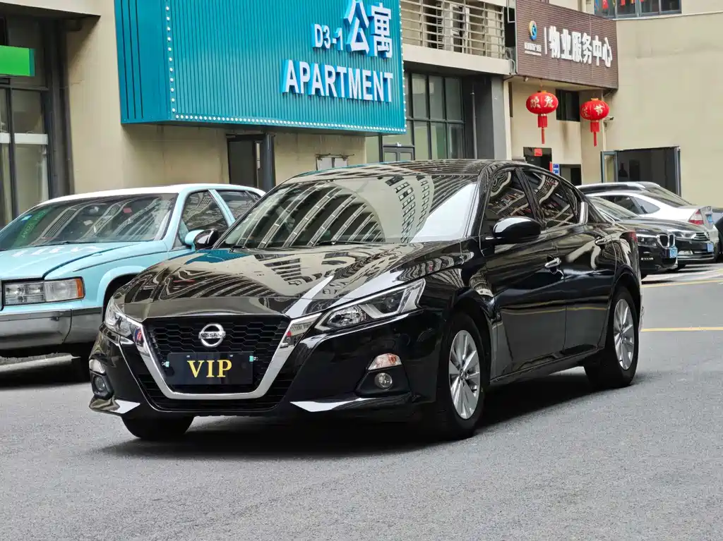 Nissan Teana