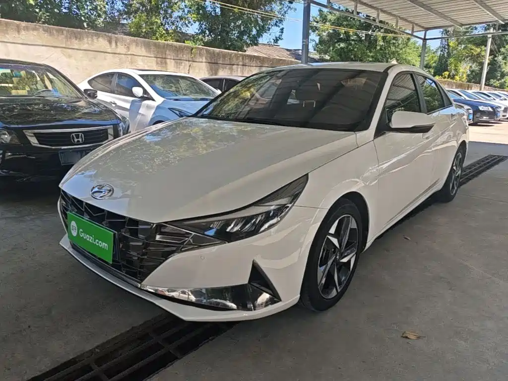 Hyundai Elantra — миниатюра 2