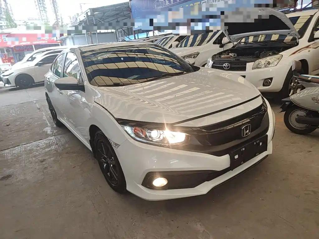 Honda Civic — миниатюра 4