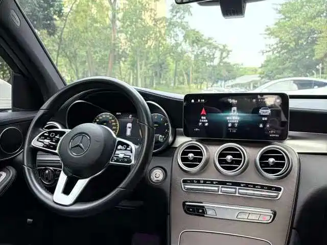 Mercedes-Benz GLC — миниатюра 5