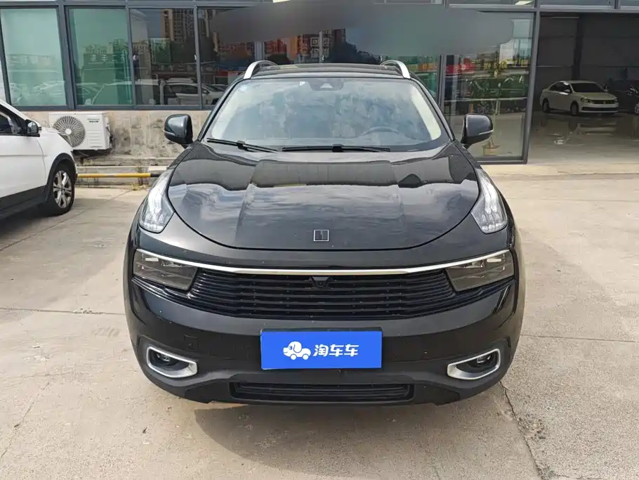 Lynk & Co 01 — миниатюра 2