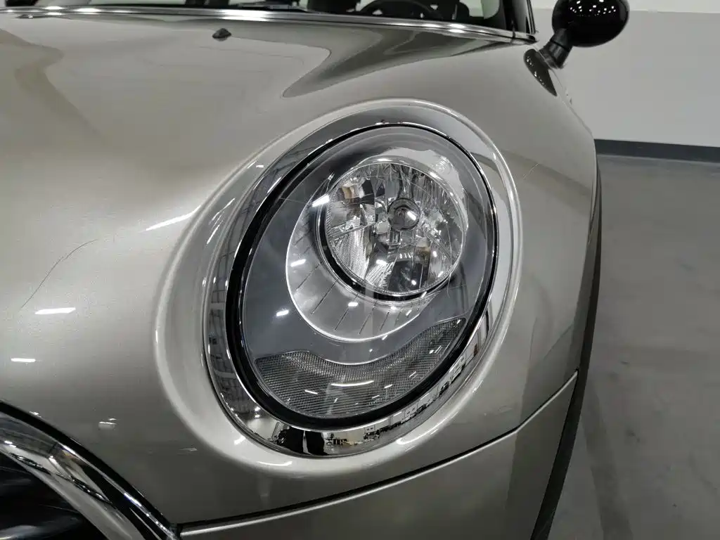 MINI Mini Clubman — миниатюра 7