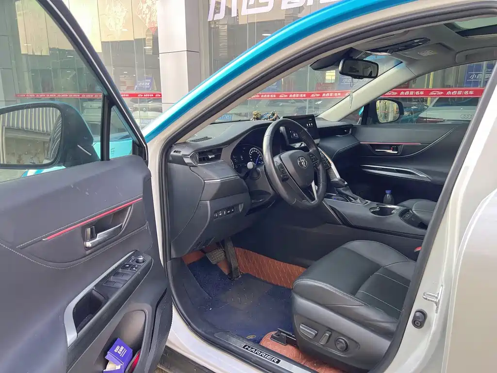 Toyota Harrier — миниатюра 6