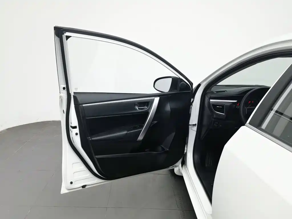 Toyota Corolla — миниатюра 8