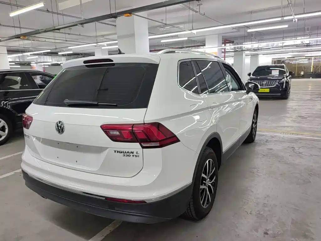 Volkswagen Tiguan L — миниатюра 7