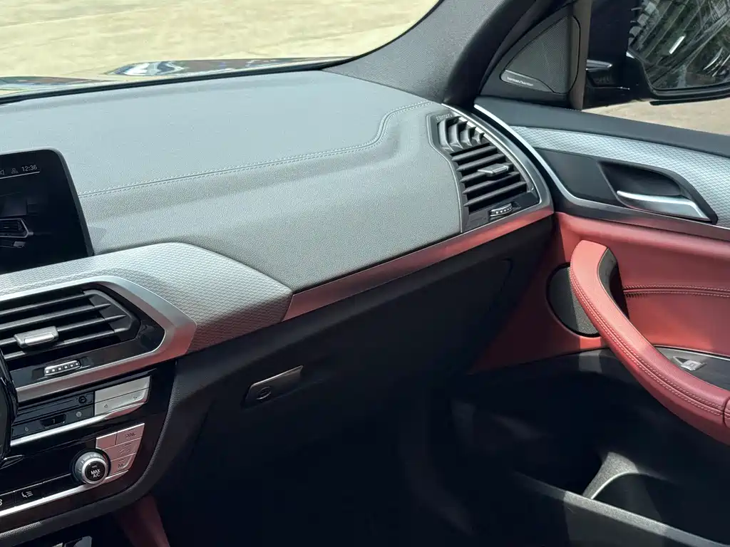 BMW X4 — миниатюра 13