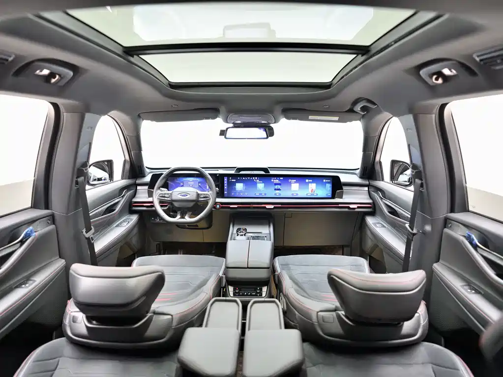 Ford Edge 2023 L 2.0T EcoBoost E мест STLine