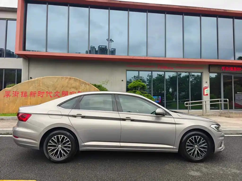 Volkswagen Sagitar — миниатюра 7