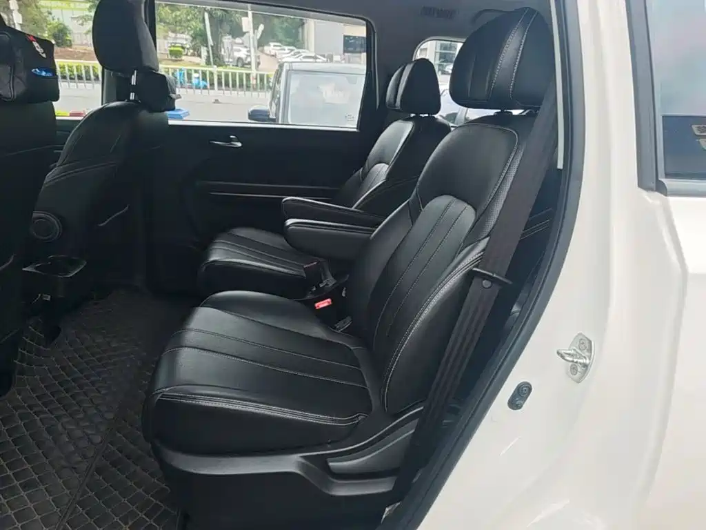 GAC Motor Trumpchi M6 — миниатюра 17