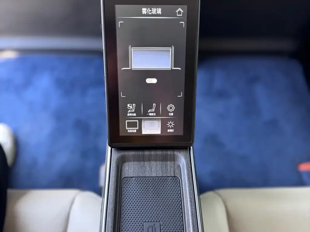 Honda Odyssey 2022 2.0L e:HEV мест