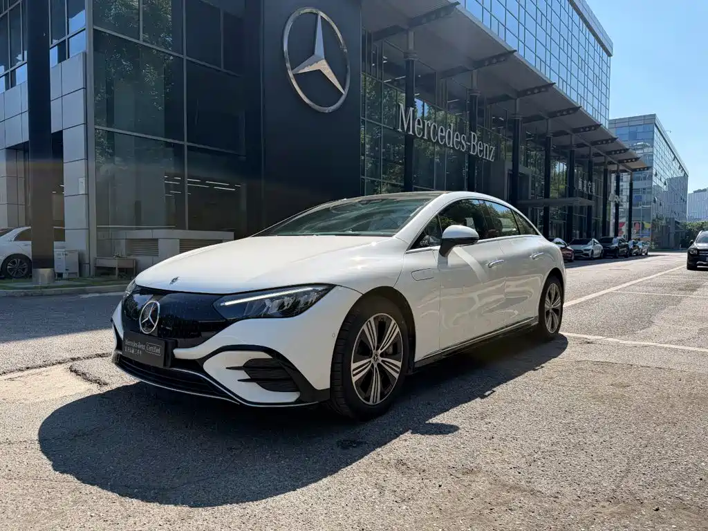 Mercedes-Benz EQE