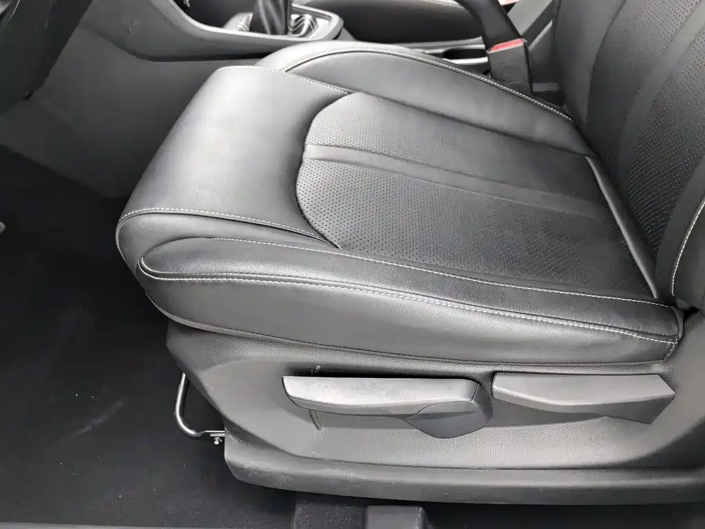 Baojun 360 — миниатюра 20