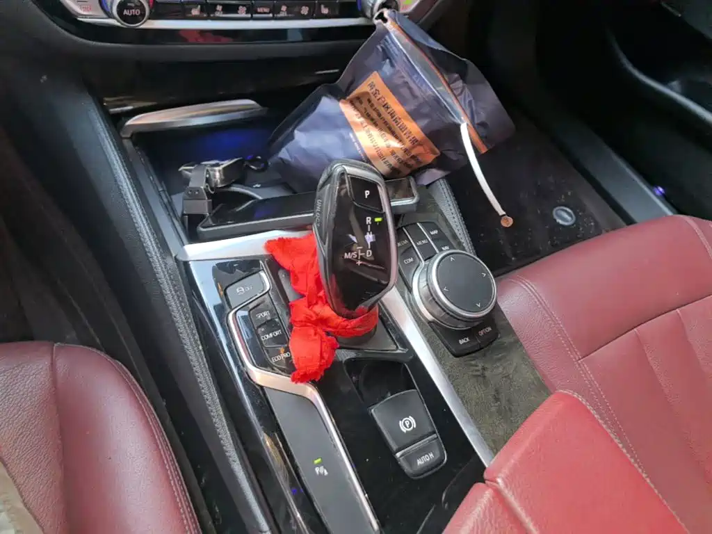 BMW 5 Series — миниатюра 14