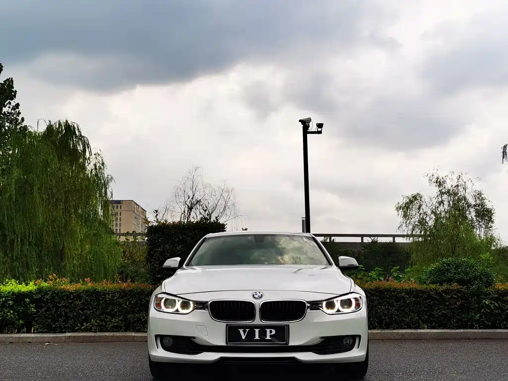 BMW 3 Series — миниатюра 2