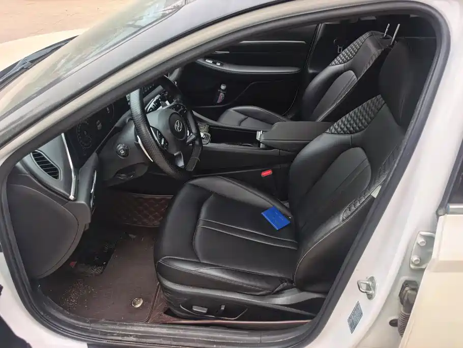 Hyundai Sonata — миниатюра 9