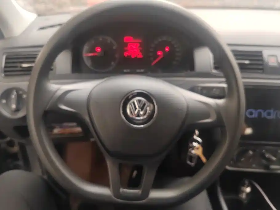 Volkswagen Santana — миниатюра 15