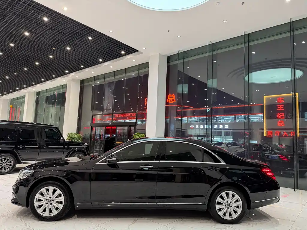 Mercedes-Benz S-Class — миниатюра 8