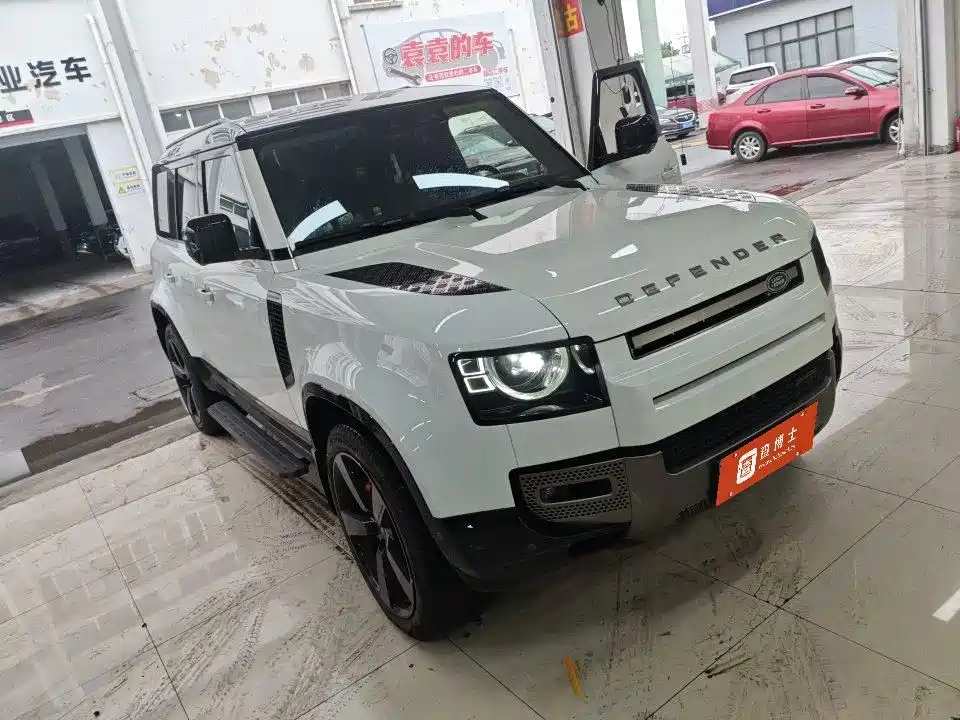 Land Rover Defender — миниатюра 2