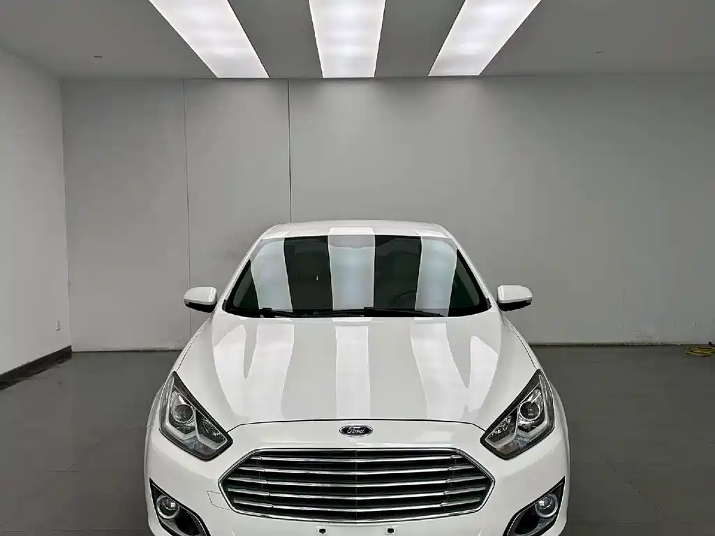 Ford Escort — миниатюра 2