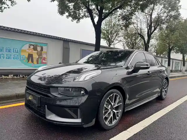 2020 Lynk & Co 03