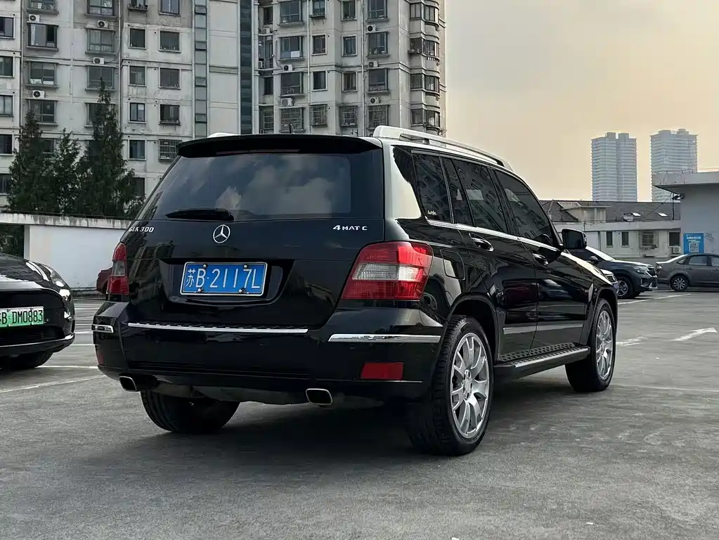 Mercedes-Benz GLK-Class (Import) — миниатюра 7