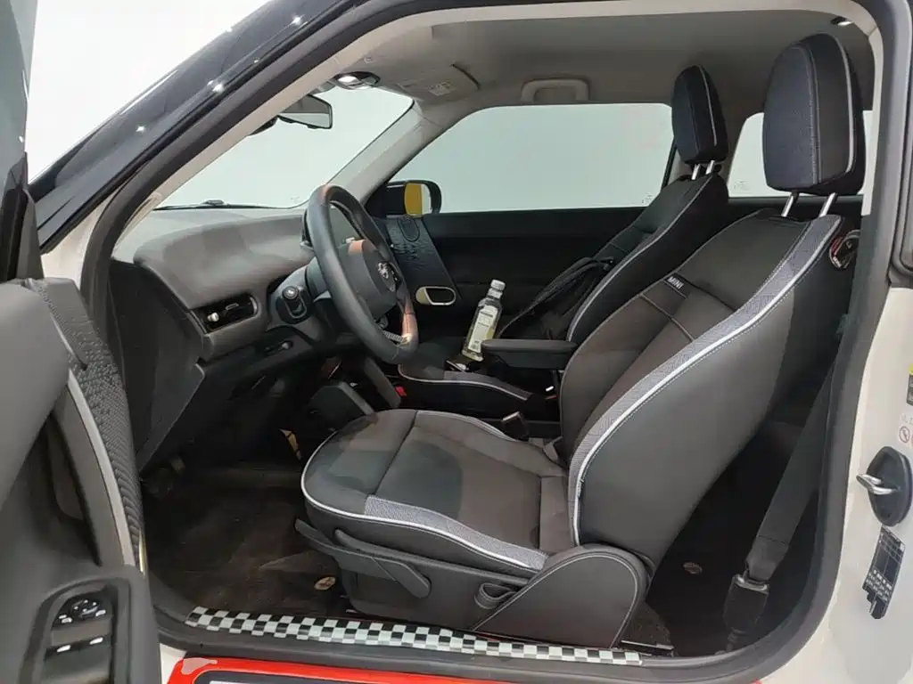 MINI MINI COOPER EV — миниатюра 15