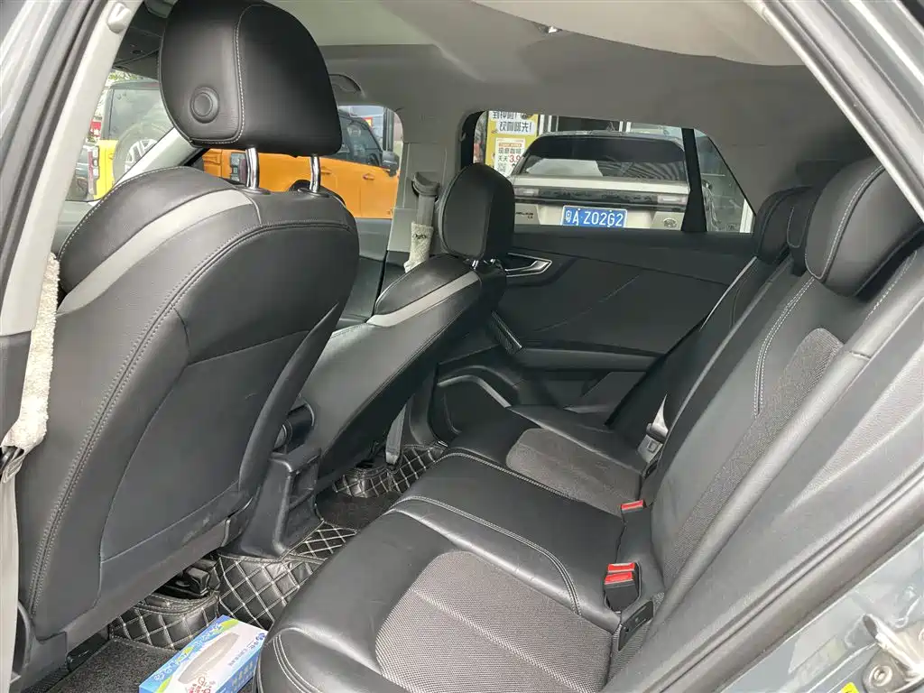 Audi Q2L — миниатюра 5