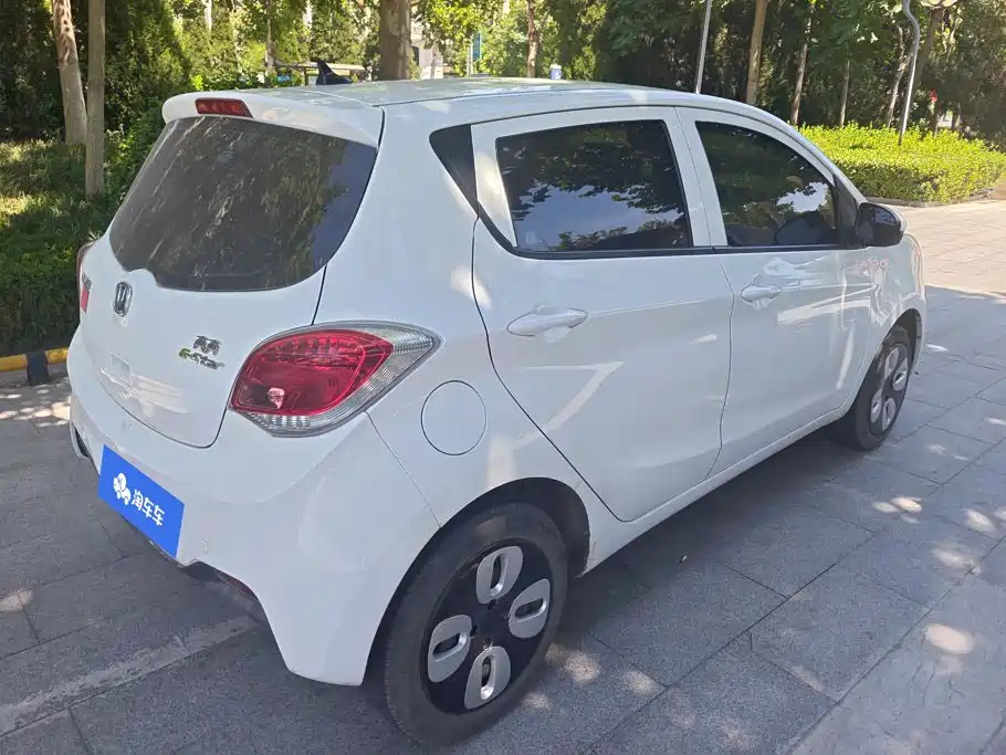 Changan Benben E-Star — миниатюра 2